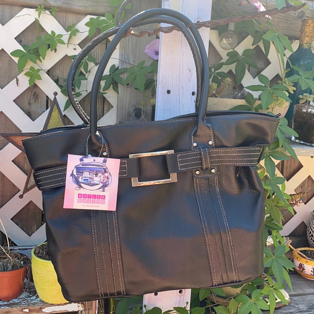 2/$14 New purse with organizers! Super convenient!